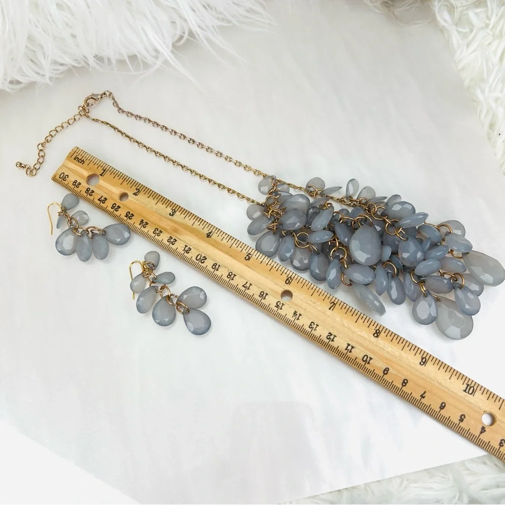 Light Lavender Faceted Teardrop Statement Necklace & Dangle Earrings Set